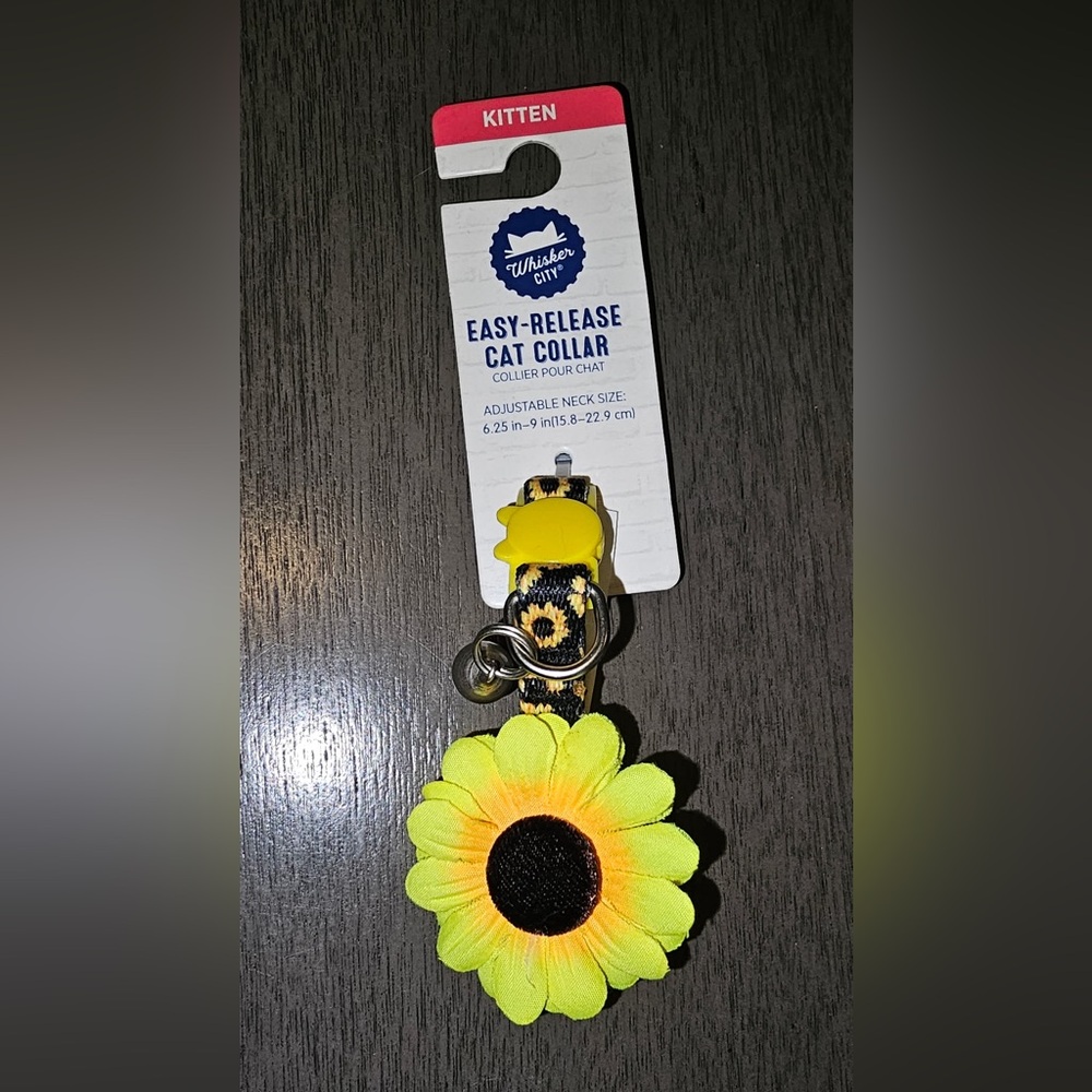 Whisker City Sunflower Kitten Collar